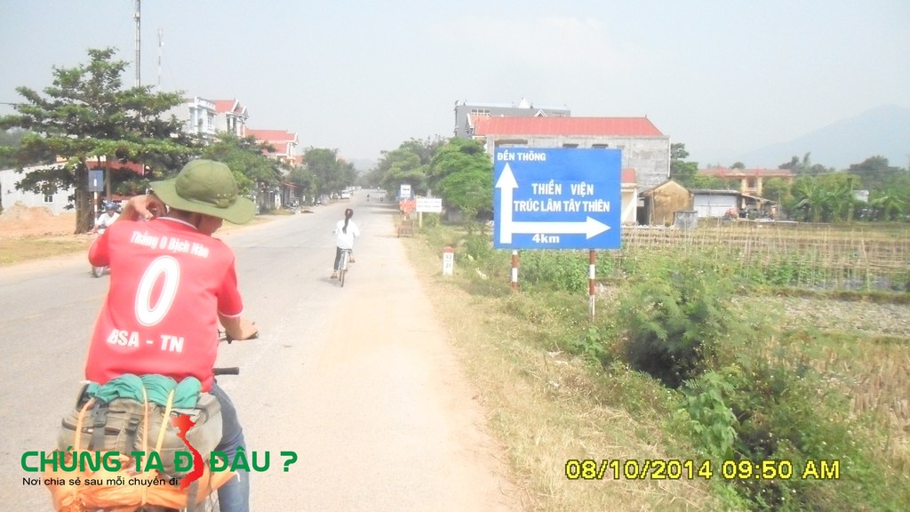 Trên đường đến Thiền viện trúc lâm Tây Thiên