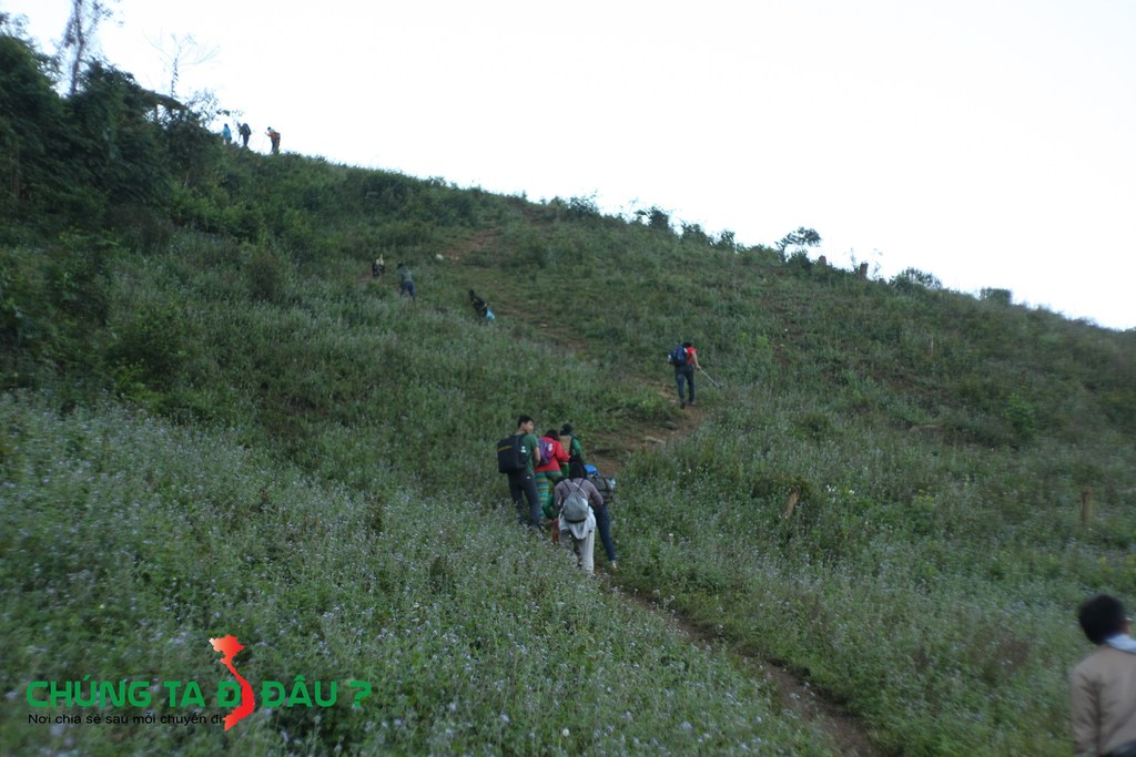 1 Đoạn đường trên hành trình chinh phục đỉnh Pha Luông