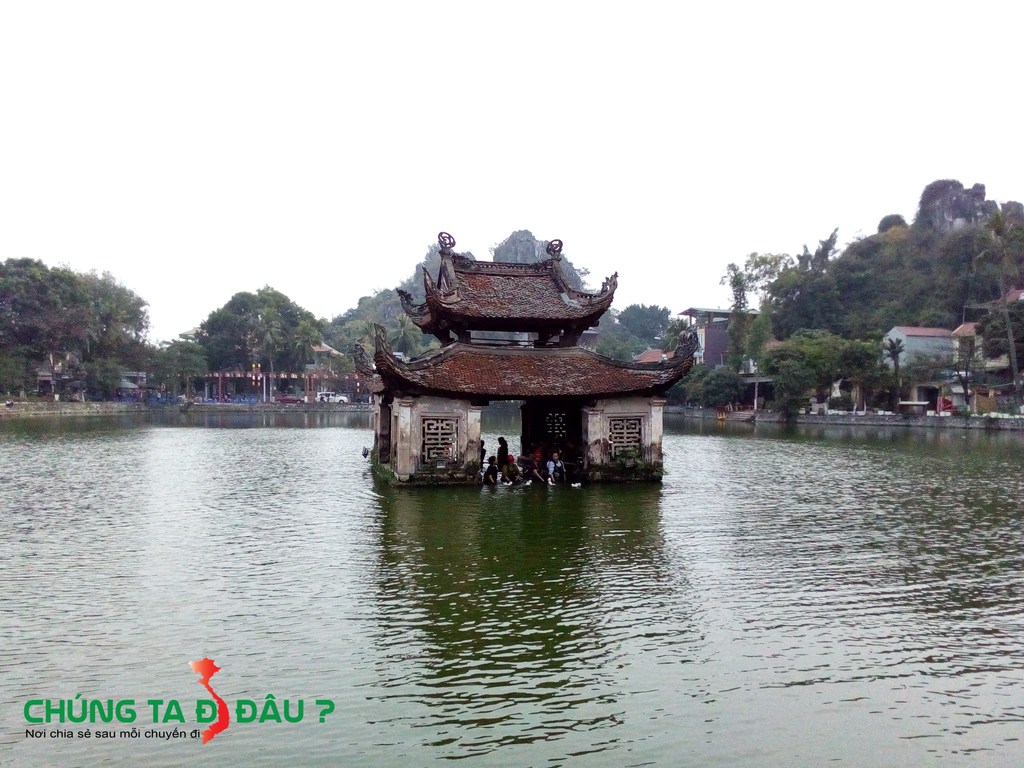 Múa rối tại Thủy đình - Chùa Thầy