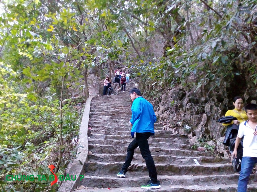 Đường lên núi - Lên chùa Cao..