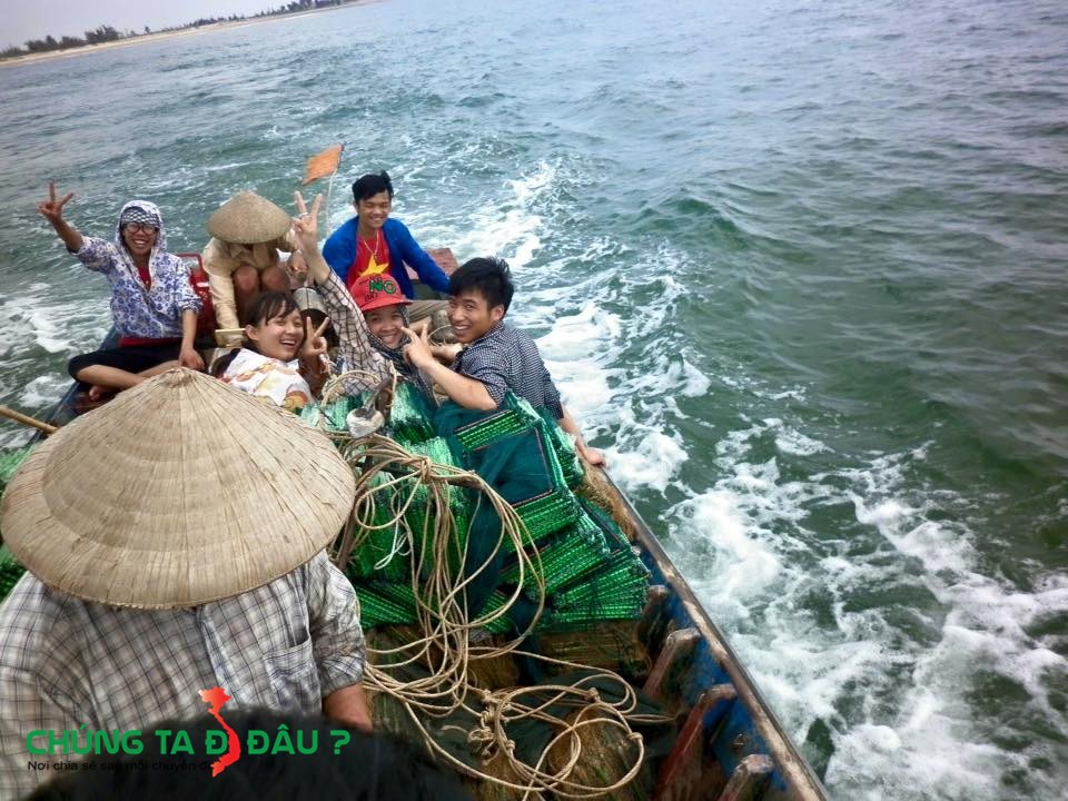 Ra khơi đánh cá