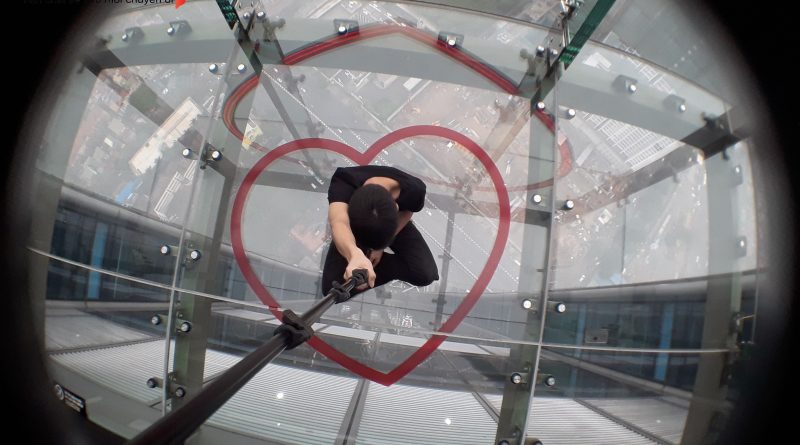 dai-quan-sat-sky-walk-lotte-center-ha-noi