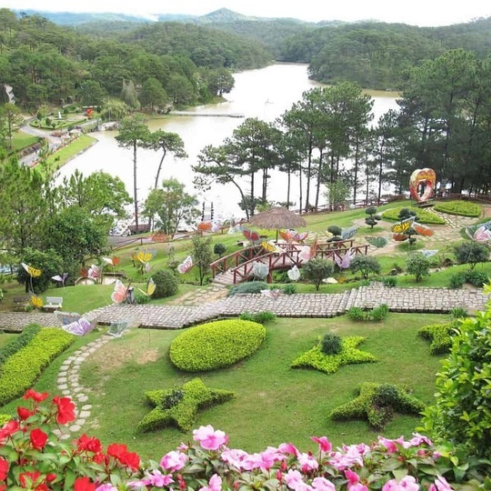 Tour Đà Lạt 3N2Đ: Lạc Bước Xứ Mù Sương – Săn Mây Đại Ngàn