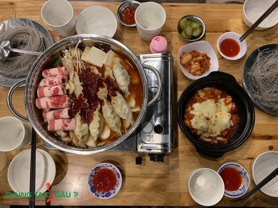 Lẩu bánh Xếp Han Cook
