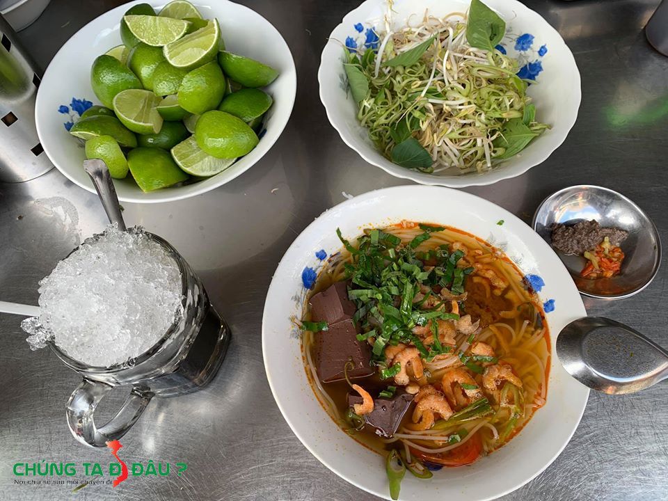Bún riêu Tôm khô Cái Răng + Ly cafe pha vợt 8 pin