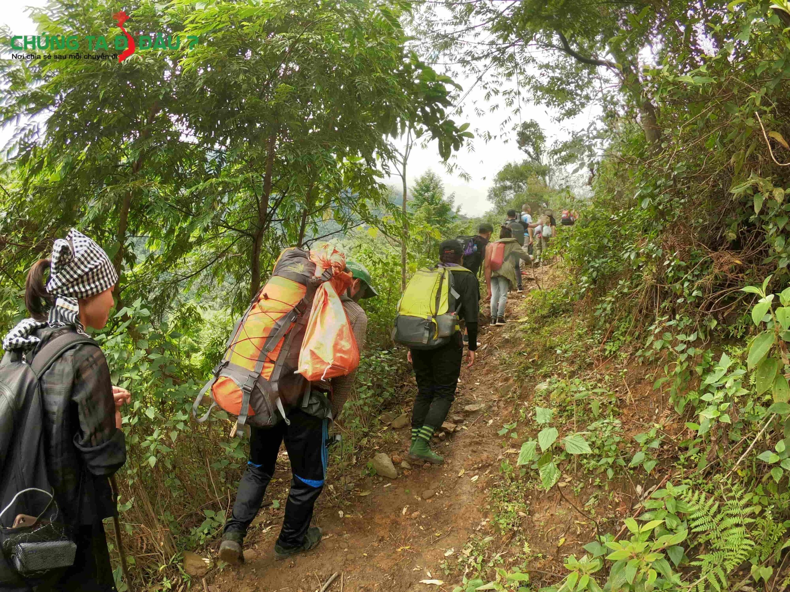 Một đoạn đường trekking đỉnh Tà Chì Nhù