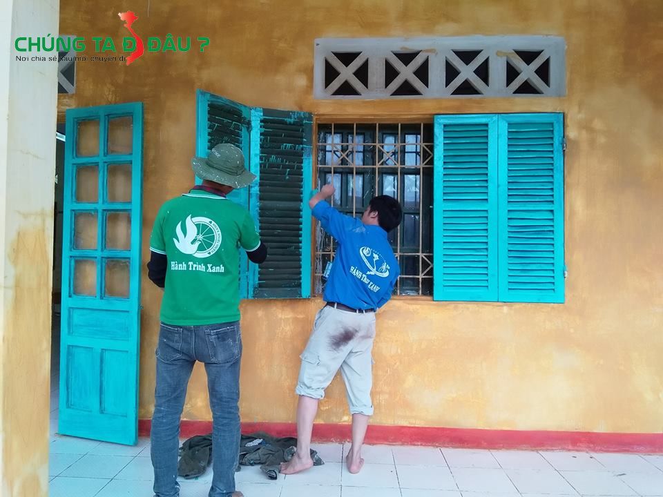 Sơn lại cửa