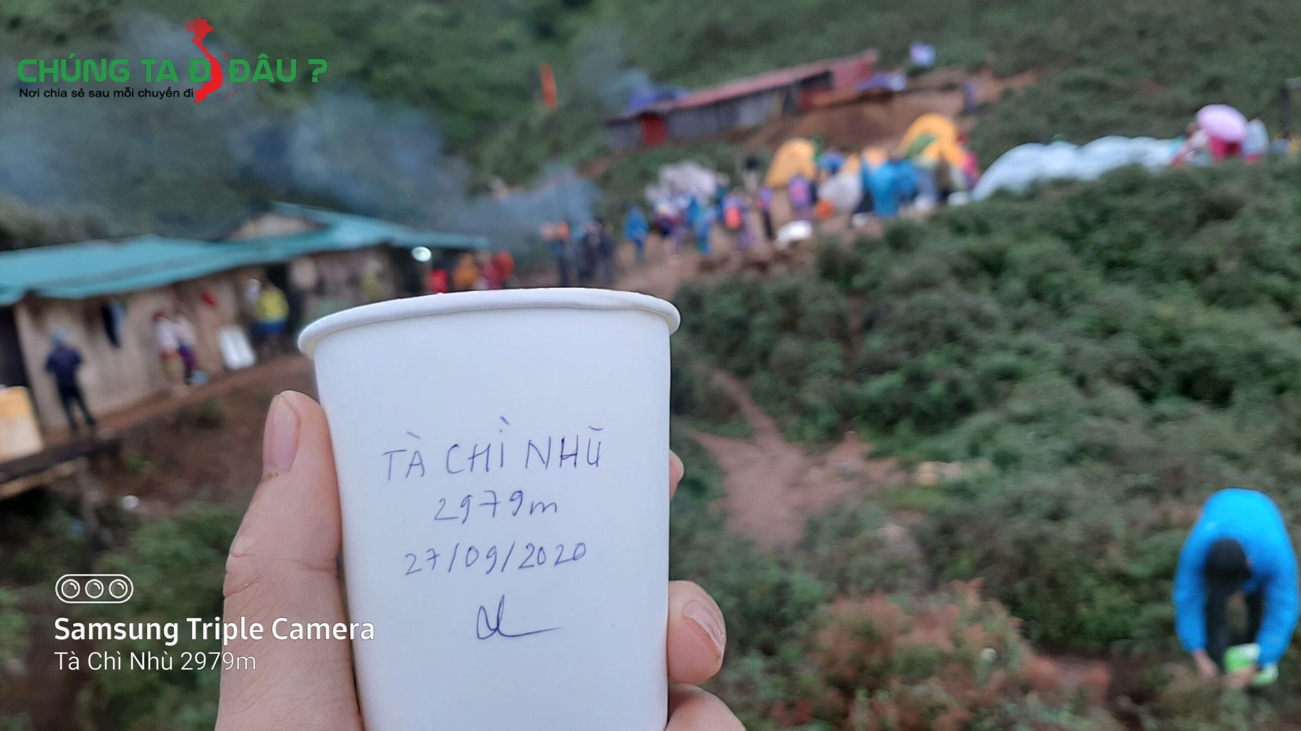 Thưởng thức xong cốc cafe rồi lên đường thôi