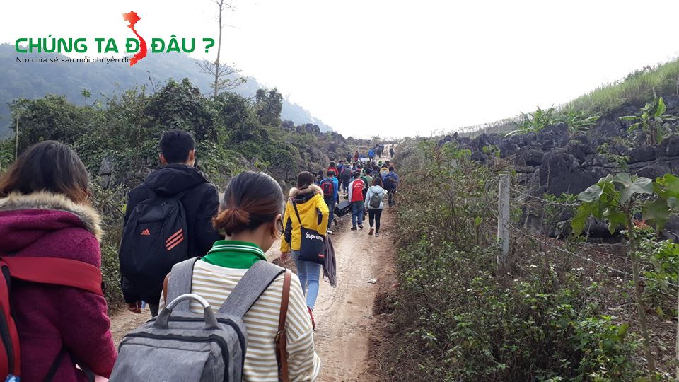 Đường tuy xa nhưng phong cảnh khá đẹp