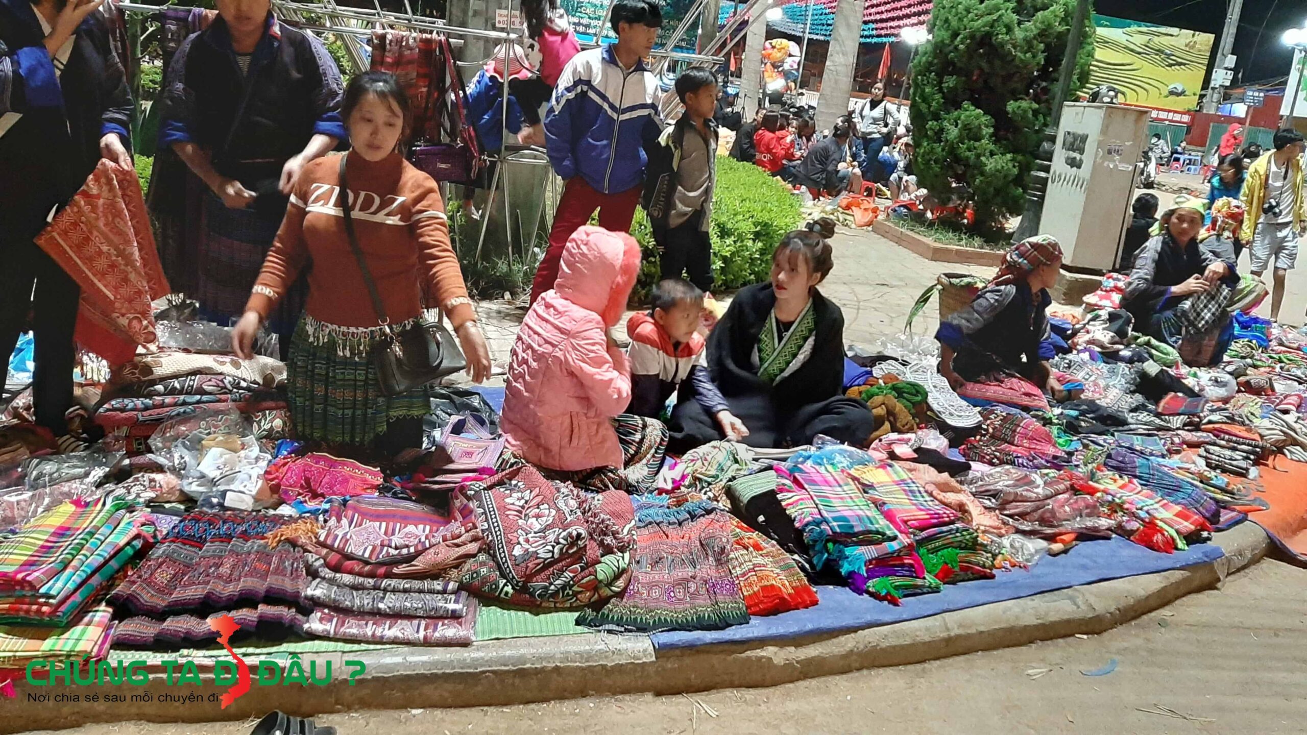 Chợ đêm Mù Cang Chải