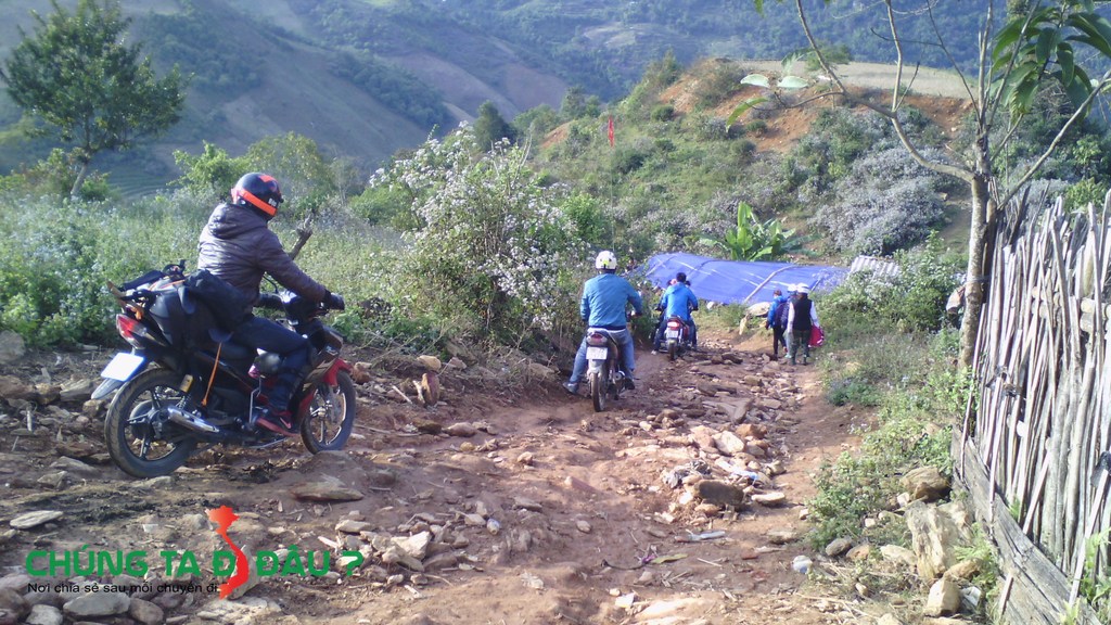 Đường đi rất khó khăn