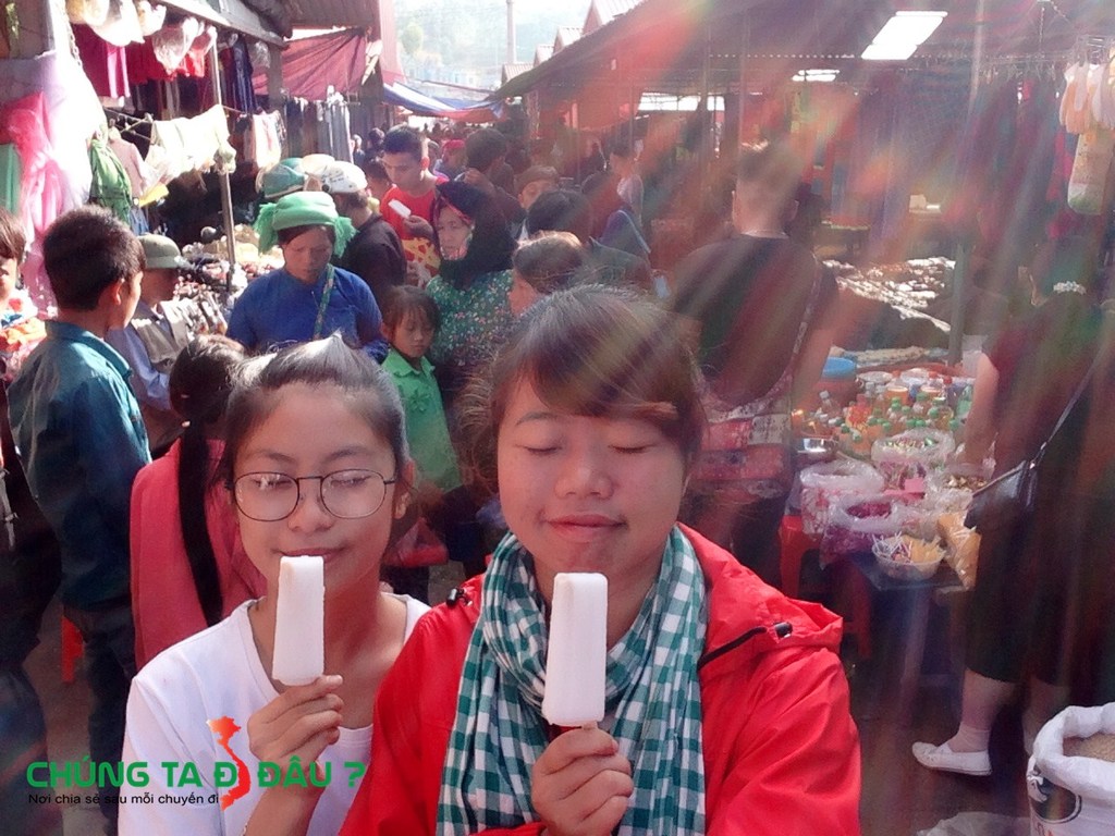 Chợ phiên Đồng Văn