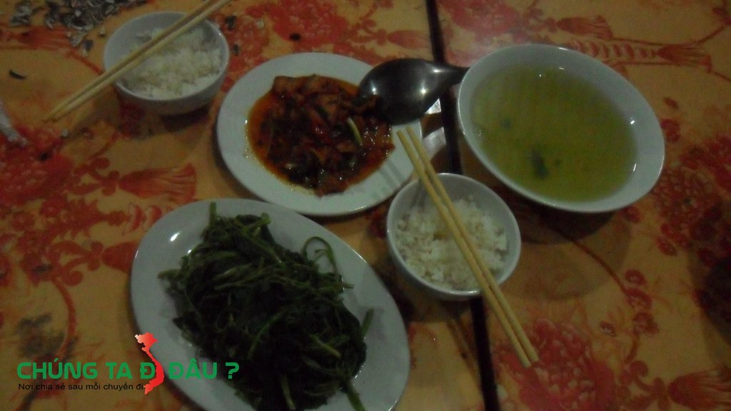 Bữa cơm 60k của 2 đứa ở Tam đảo