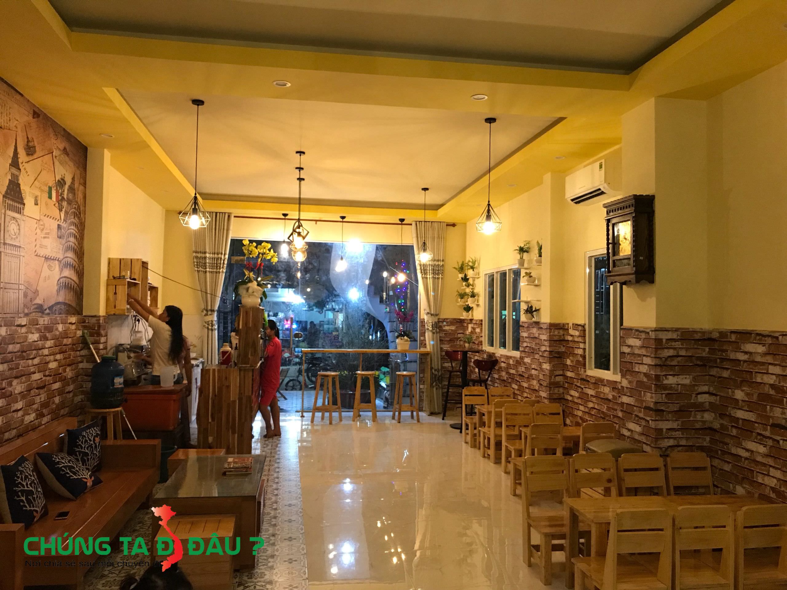 Không gian quán trà sữa