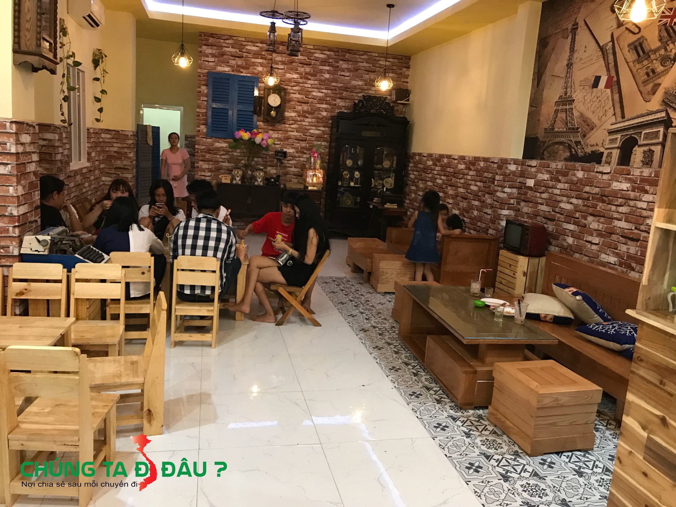 Không gian quán trà sữa