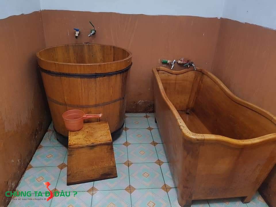 Khu vực tắm lá thuốc