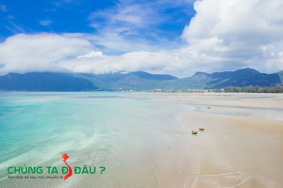 Bãi biển ở Côn Đảo