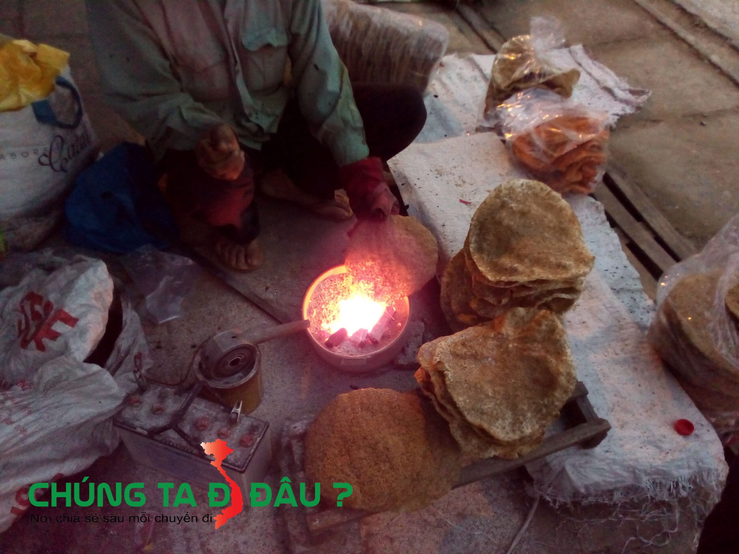 Bánh đa nướng đặc sản Phủ Dày - Nam Định