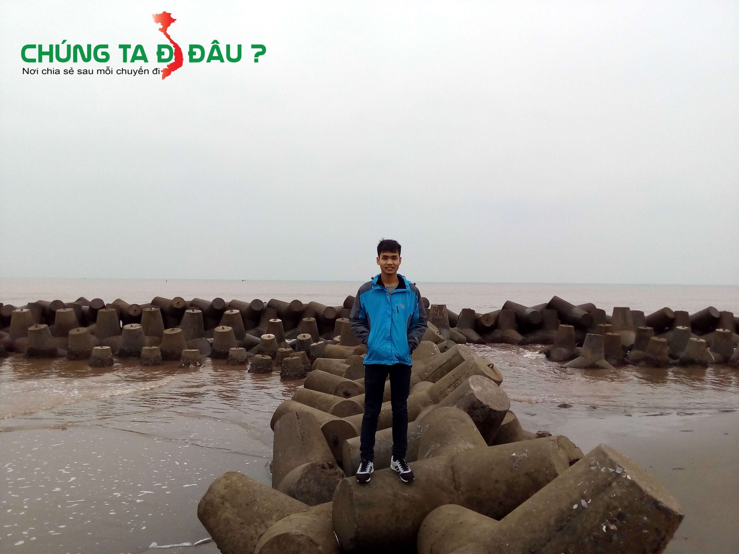 Hàng rào đá chắn sóng