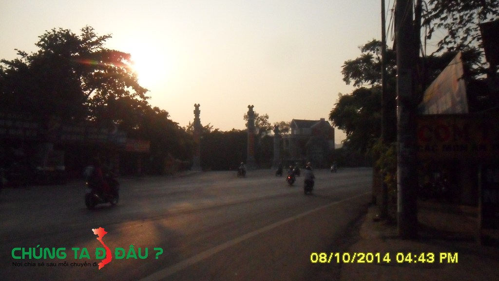 Xắp đến đền Hùng rồi