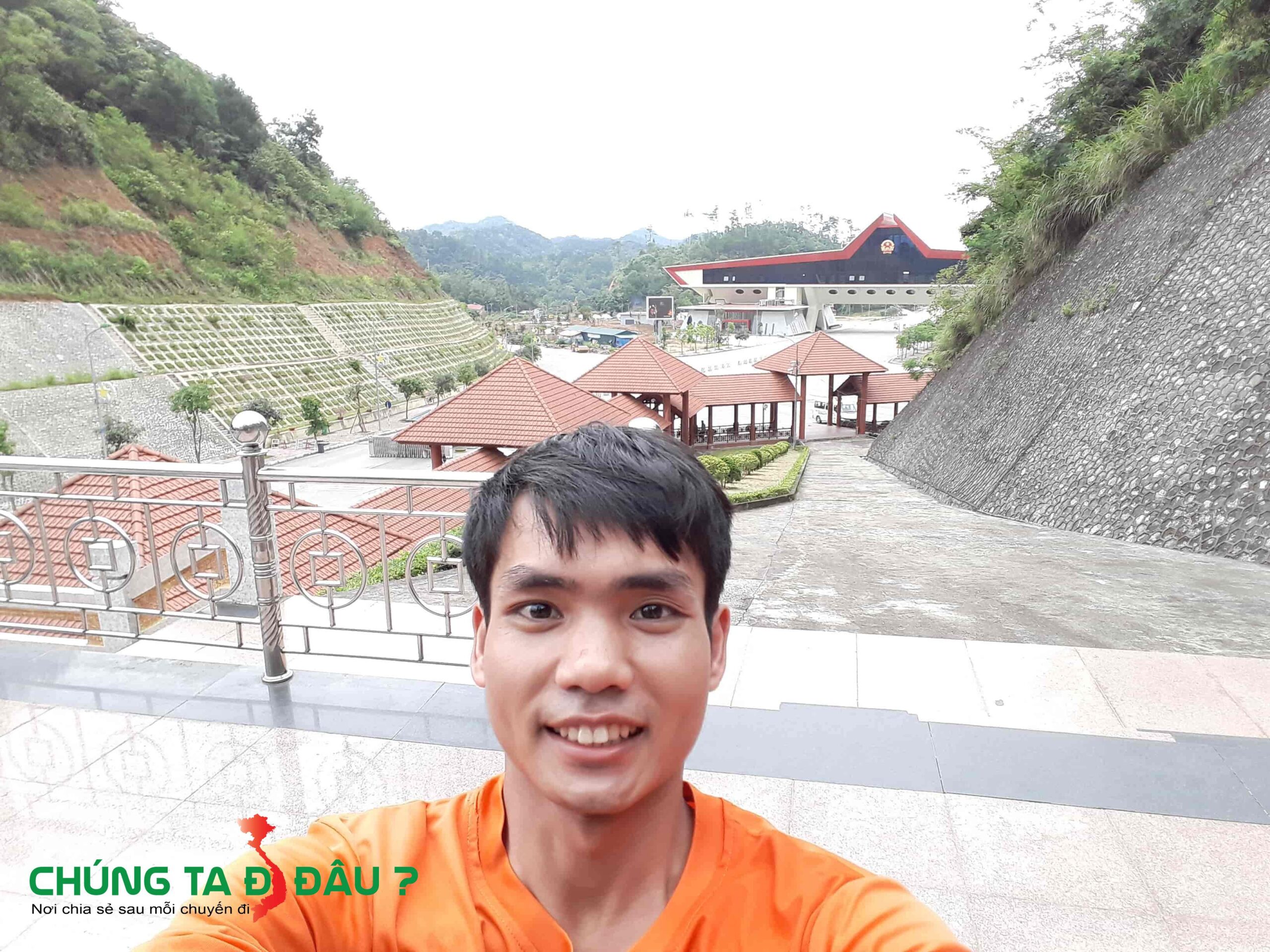 Bên này là nước ta