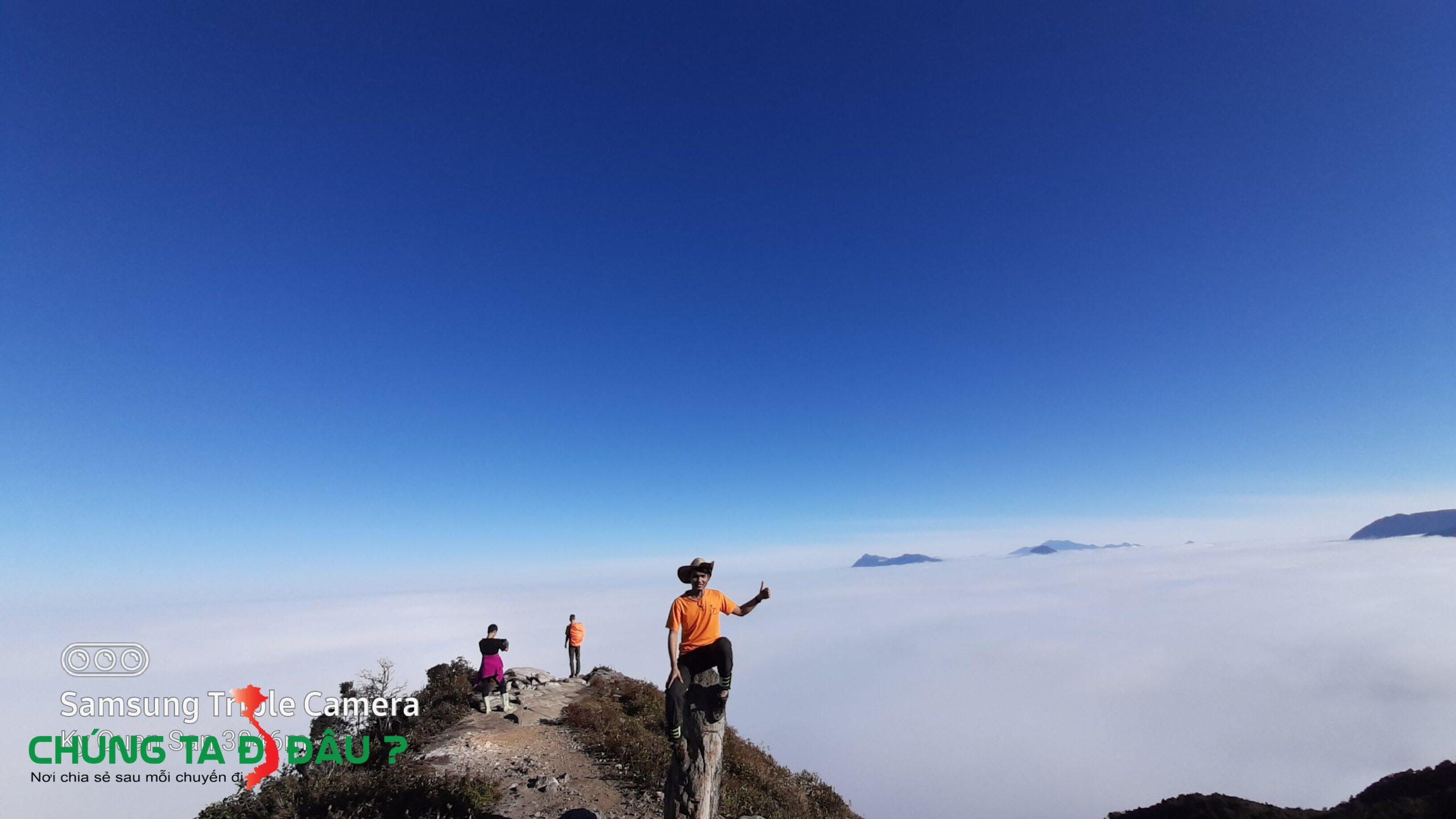 Biển mây trên đỉnh Ky Quan San