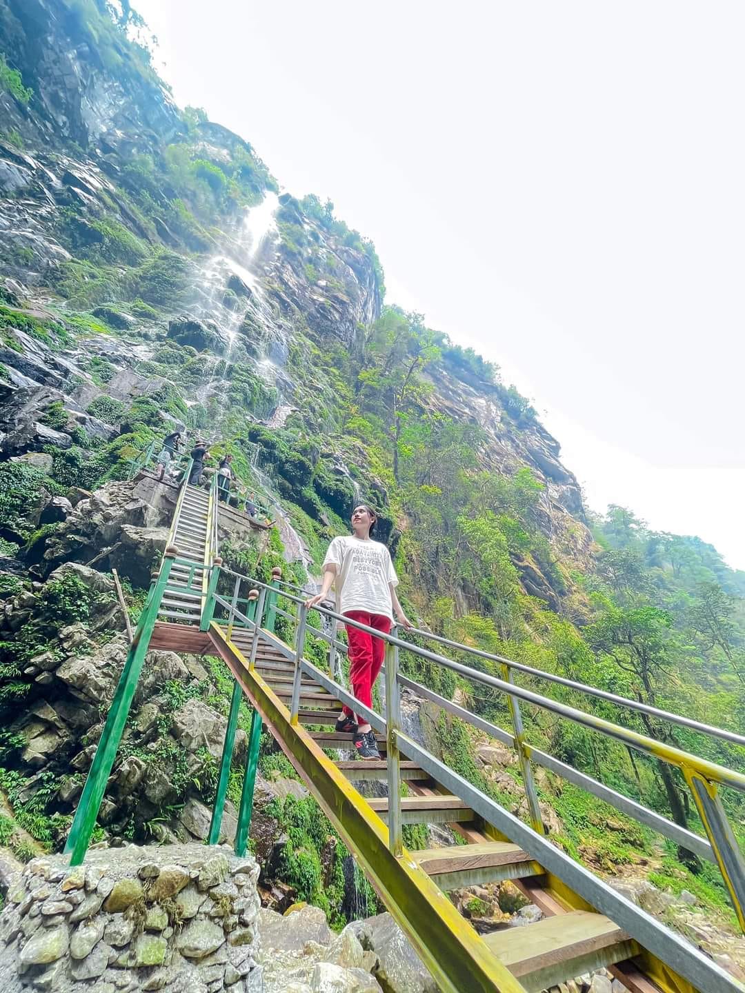 Nhìu cồ san_chungtadidau (2)
